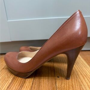 NWOT Marc Fisher / 8 / Stilettos / High Heals / Brown / Neutral / Sophisticated